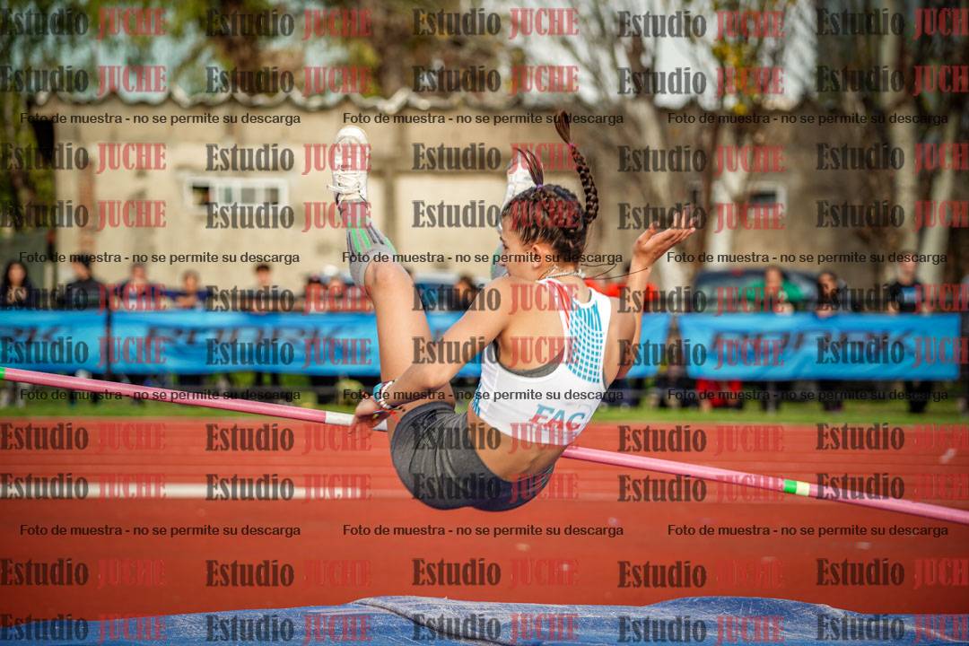 Fotos del salto en alto de mujeres