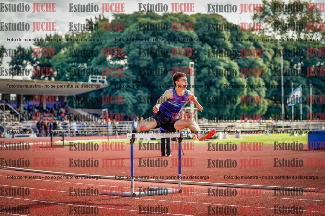 Fotos de los 400 m con vallas de varones