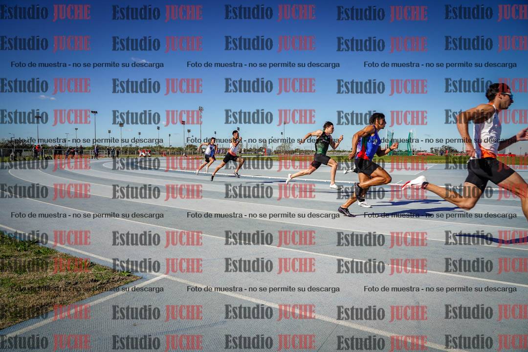 Fotos de los 200 m llanos de varones