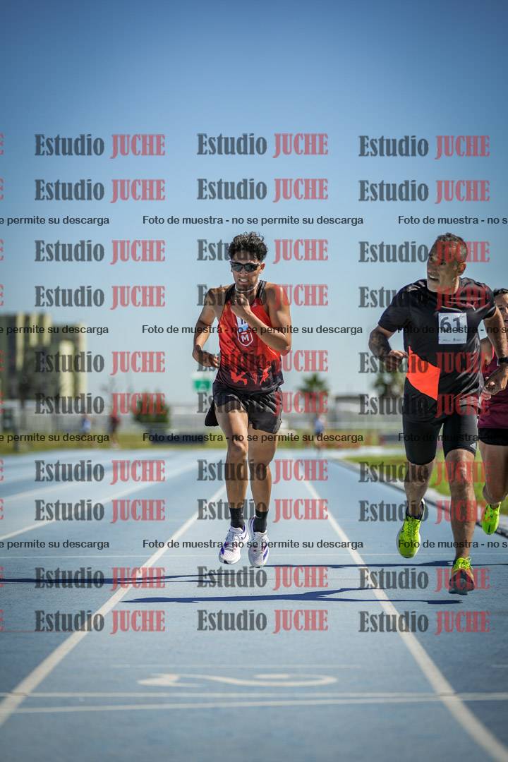 Fotos de los 5000 m de mujeres y varones - serie 2
