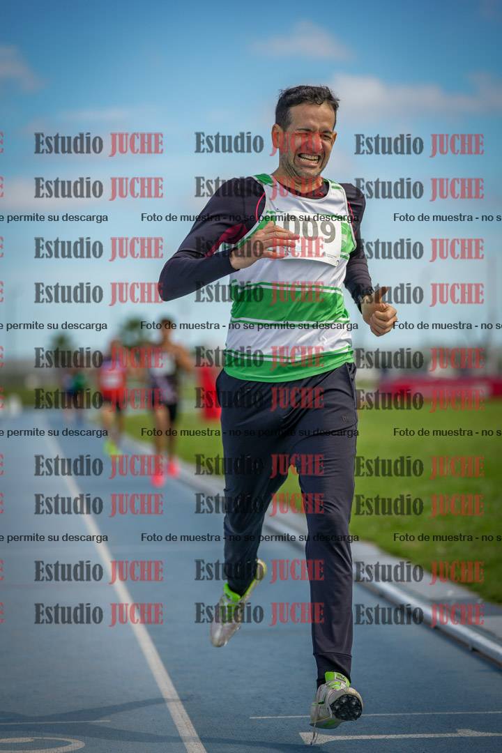 Fotos de los 1000 m llanos de varones