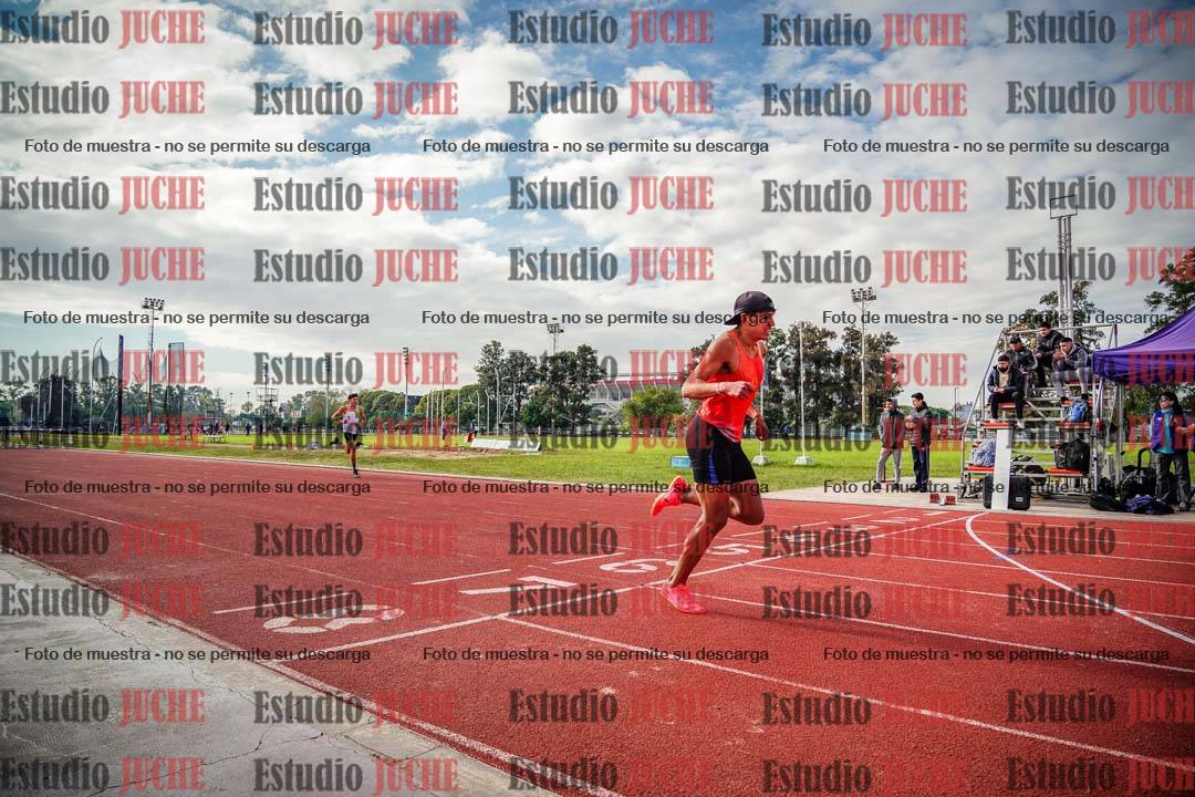 Fotos de los 400 m con vallas de varones
