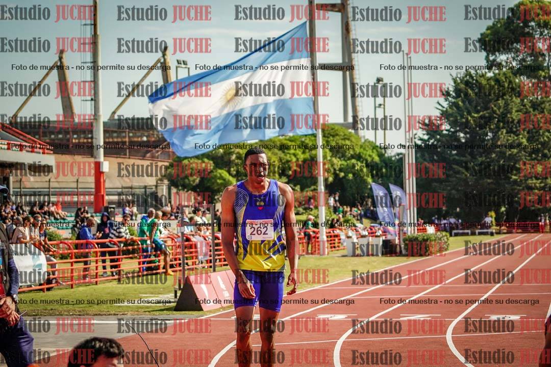 Fotos de los 400 m llanos de varones