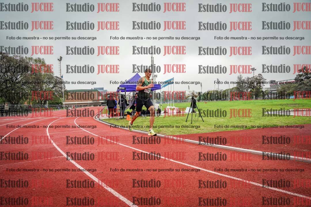 Fotos de los 800 m llanos de varones