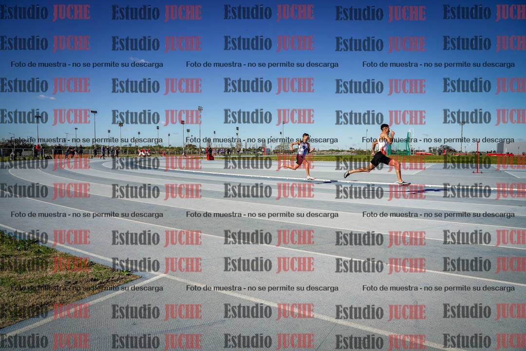 Fotos de los 200 m llanos de varones