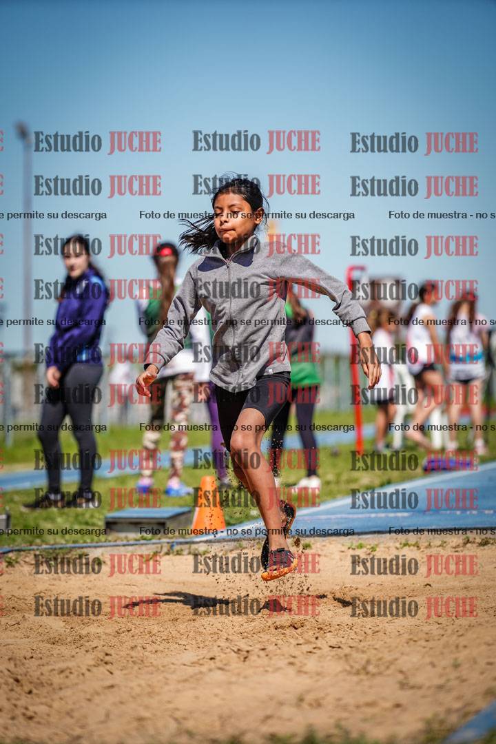 Fotos del salto en largo de mujeres - U15