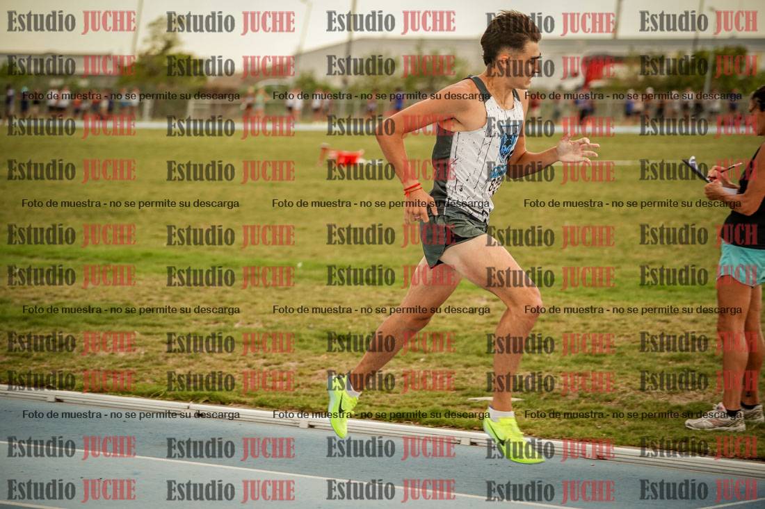Fotos de los 600 m llanos de varones