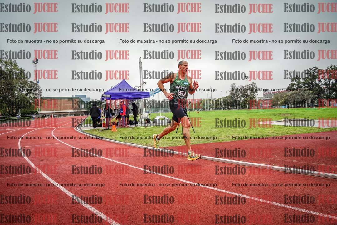 Fotos de los 800 m llanos de varones