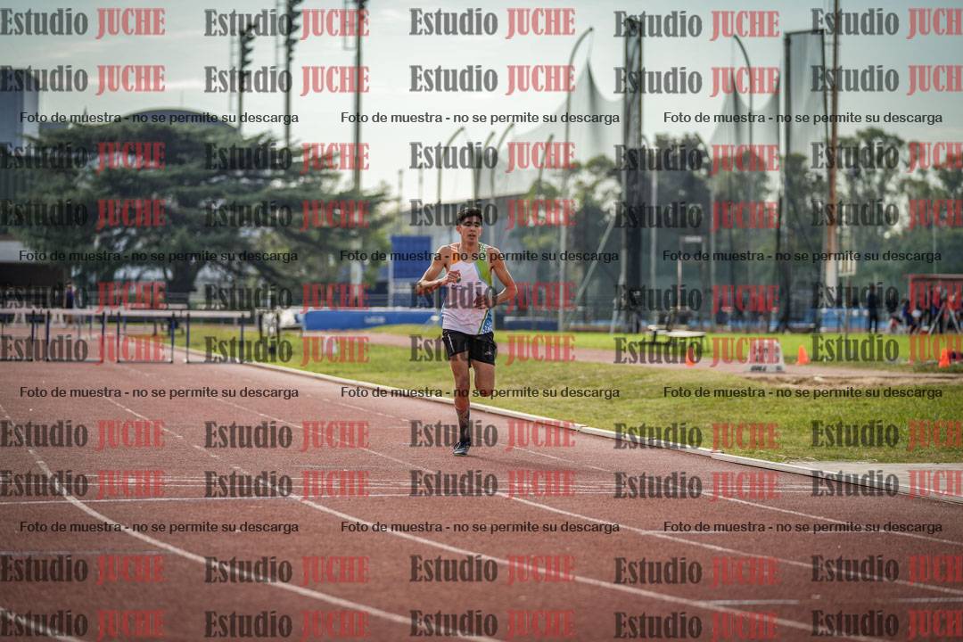 Fotos de los 400 m con vallas de varones