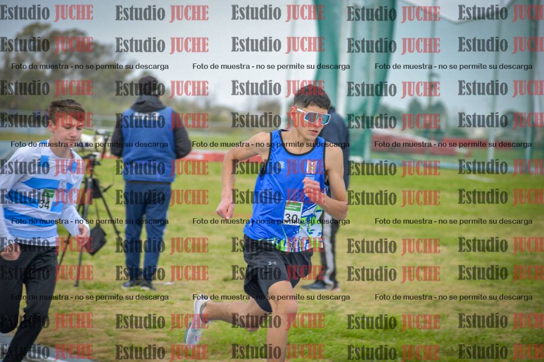 Fotos de los 600 m llanos de varones