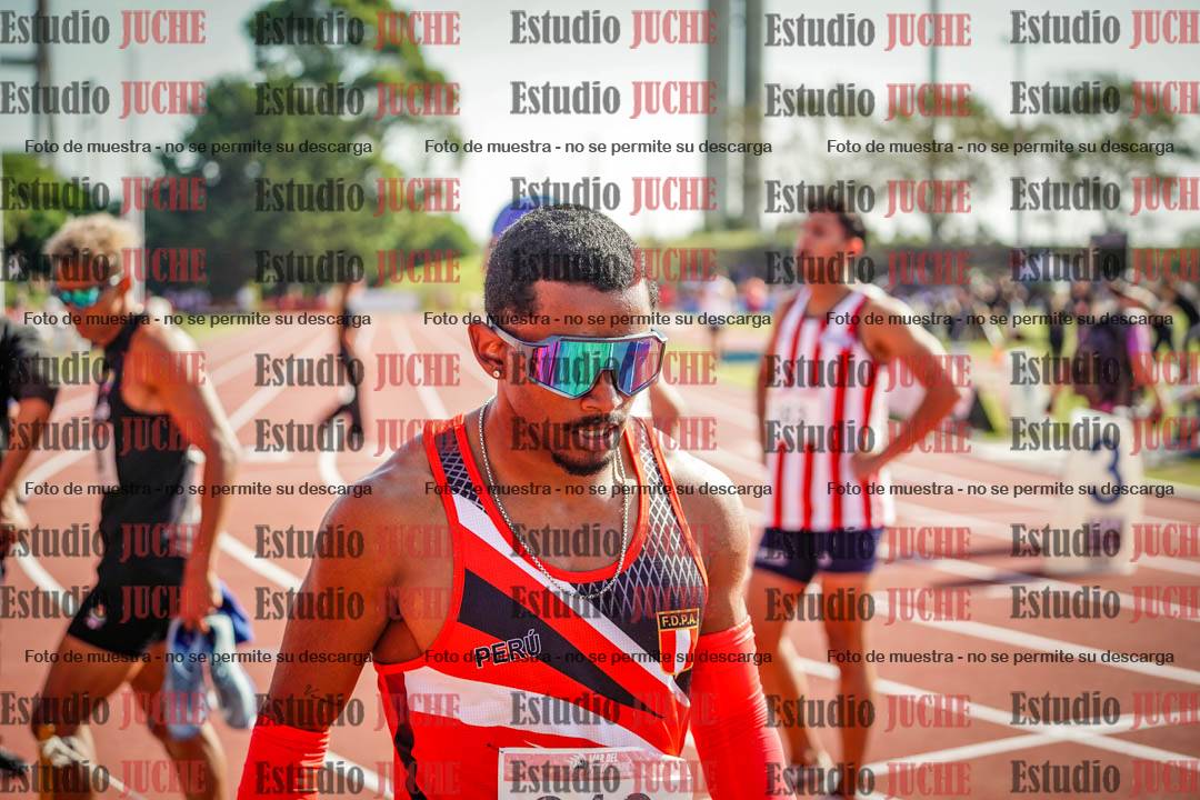 Fotos de algunos extras y podios del día 1