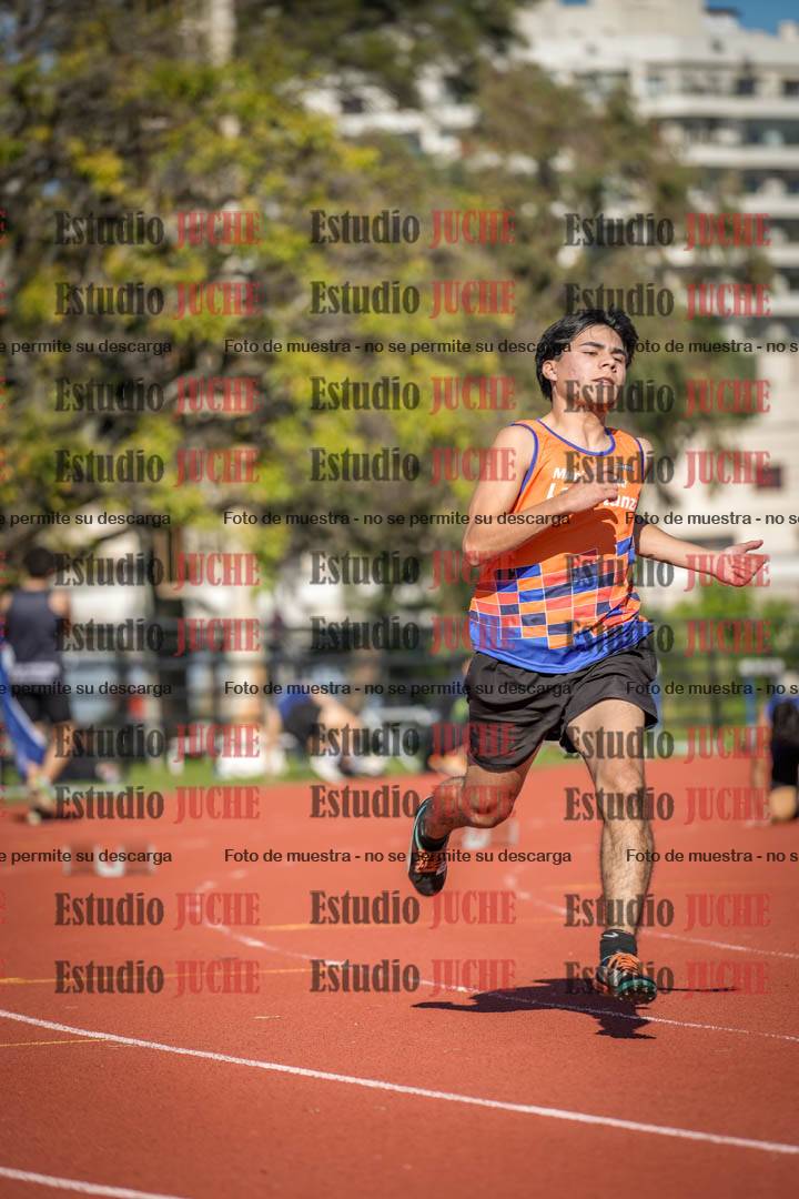 Fotos de los 200 m llanos de varones