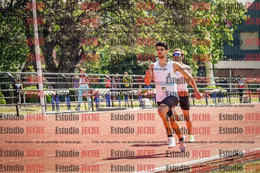 Fotos de los 800 m llanos de varones