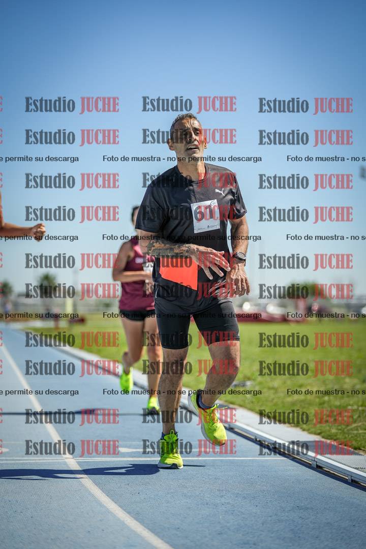 Fotos de los 5000 m de mujeres y varones - serie 2