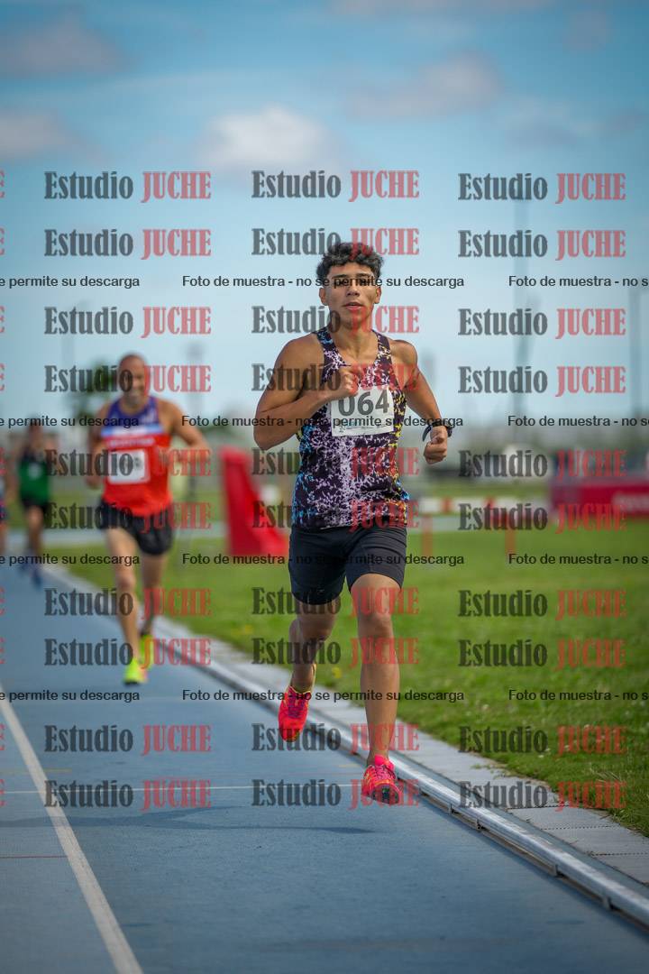 Fotos de los 1000 m llanos de varones