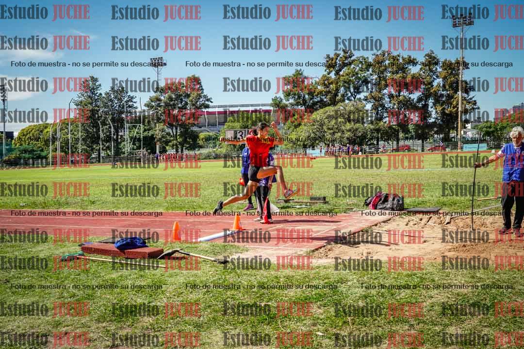 Fotos del salto en largo de mujeres - U16