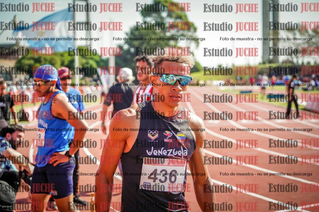 Fotos de algunos extras y podios del día 1