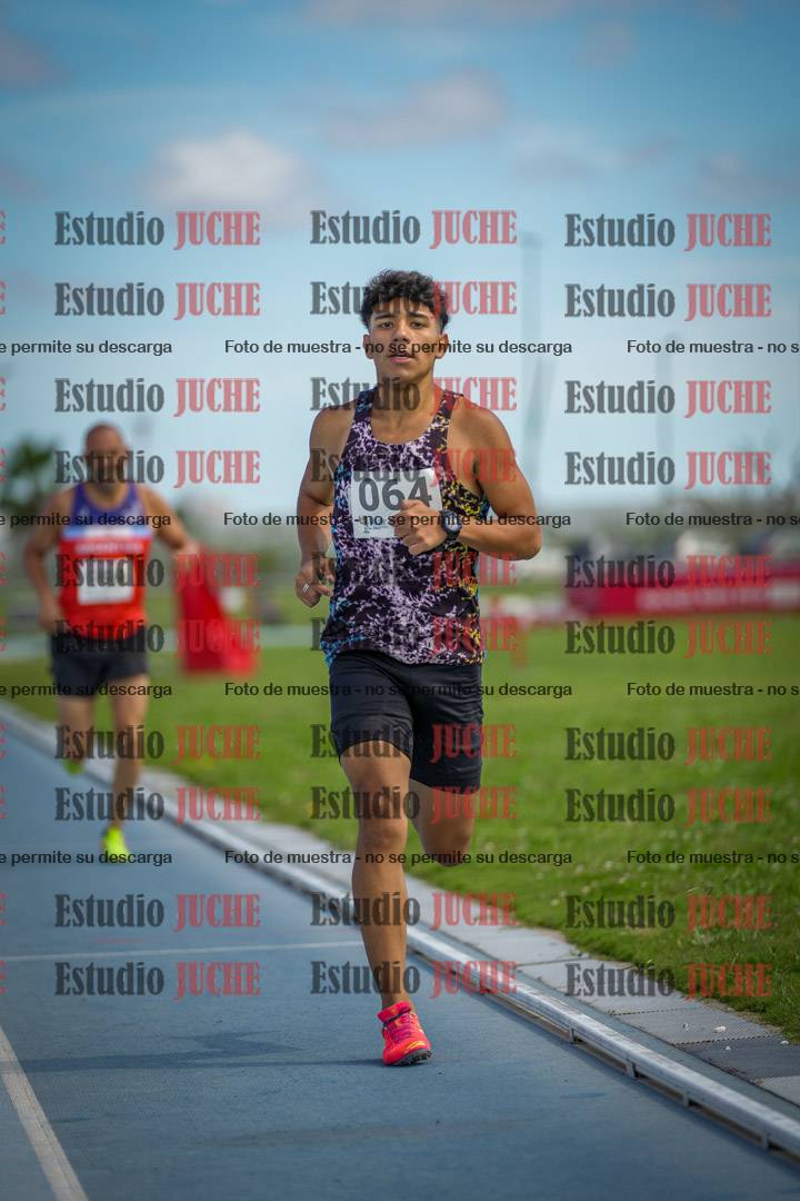 Fotos de los 1000 m llanos de varones