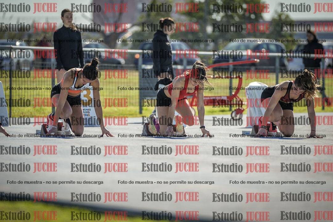 Fotos de los 100 m llanos de mujeres - FINAL