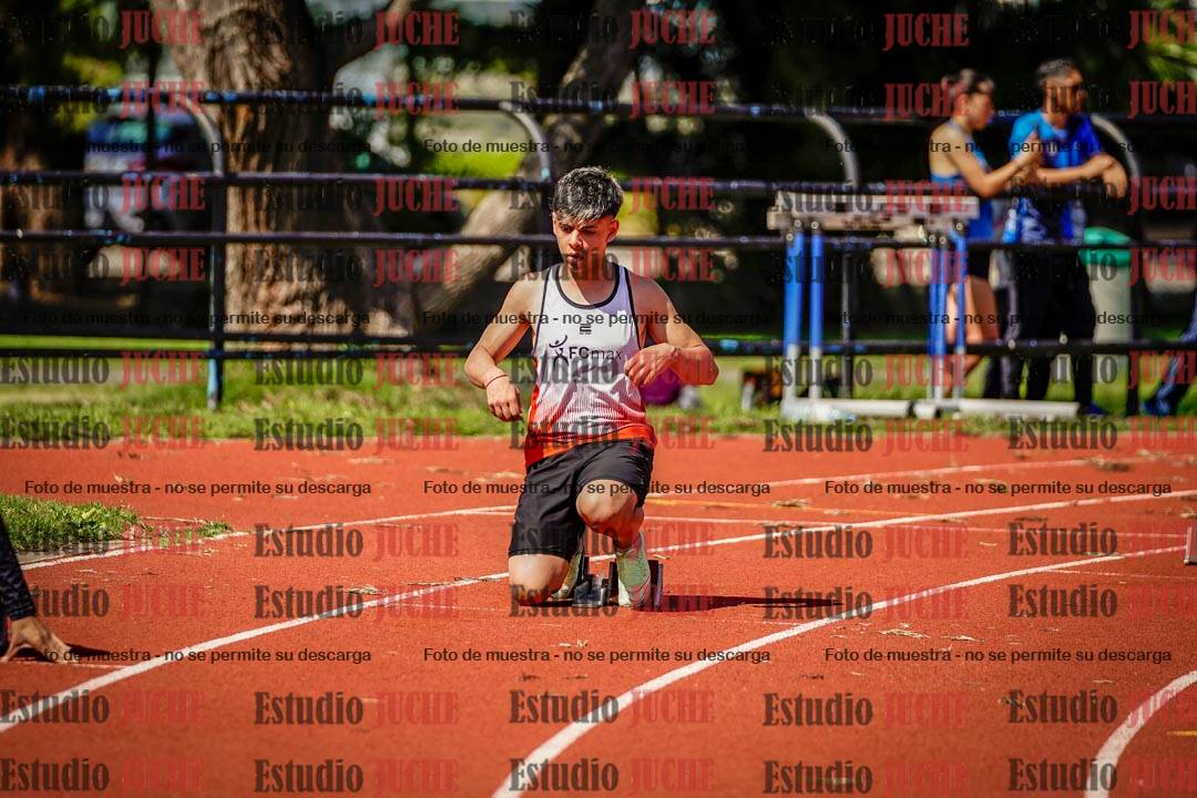 Fotos de los 200 m llanos de varones