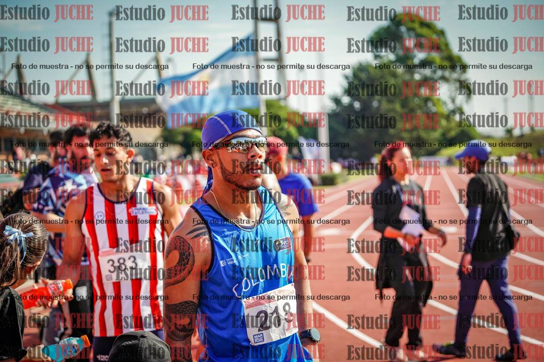 Fotos de algunos extras y podios del día 1