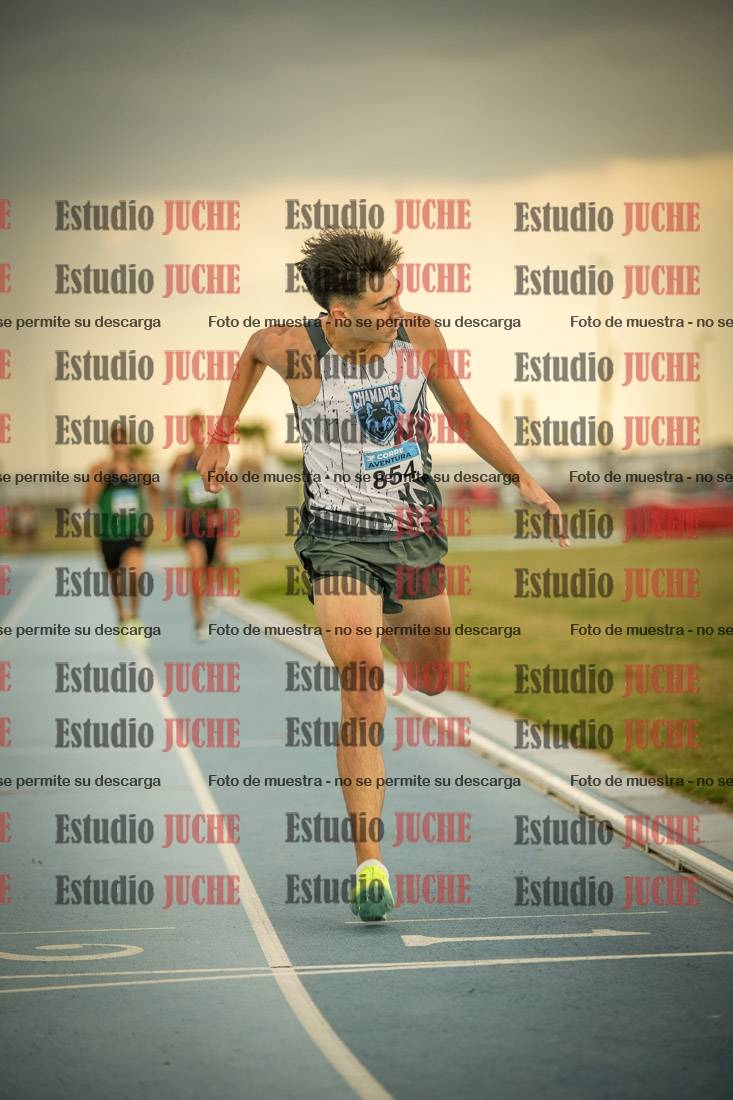 Fotos de los 600 m llanos de varones