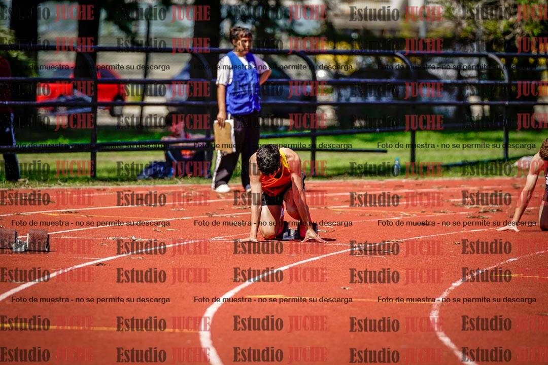 Fotos de los 200 m llanos de varones