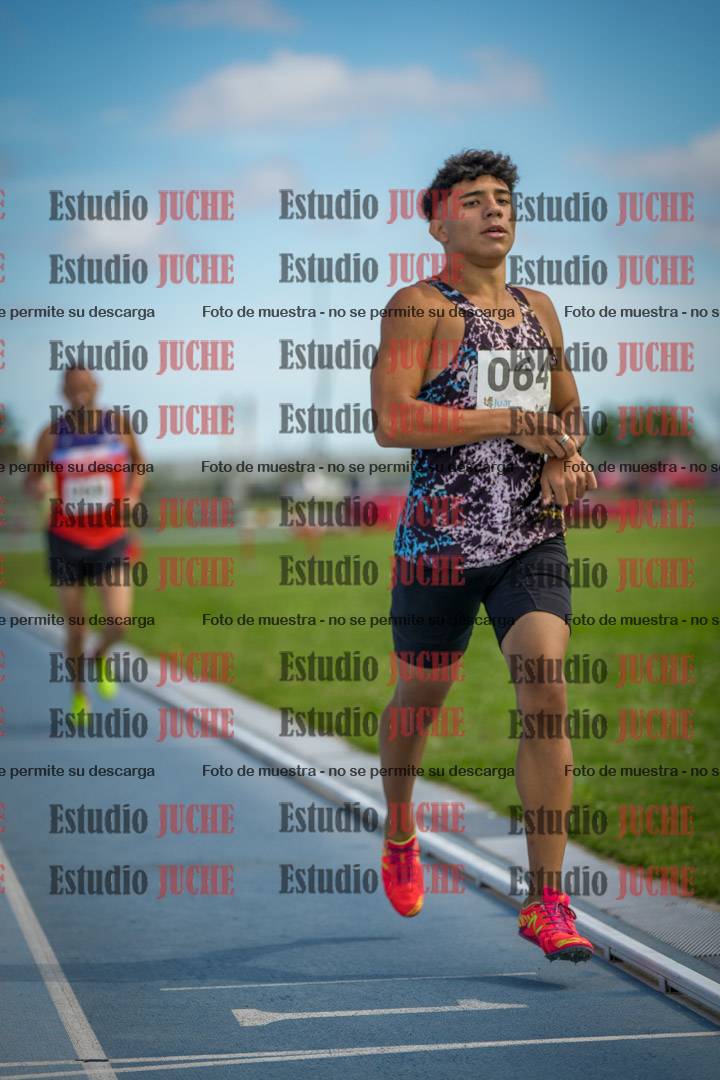 Fotos de los 1000 m llanos de varones