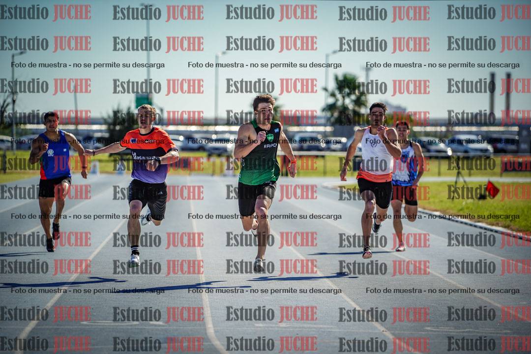 Fotos de los 200 m llanos de varones