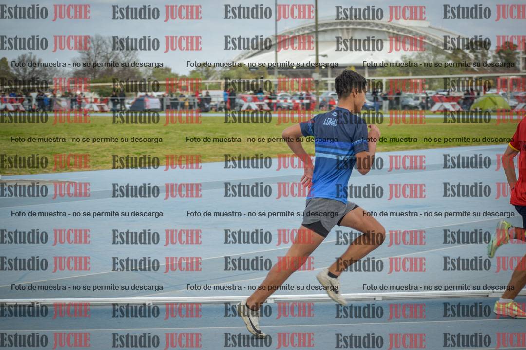 Fotos de los 600 m llanos de varones