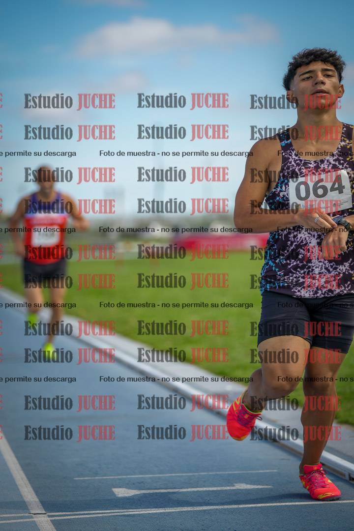 Fotos de los 1000 m llanos de varones