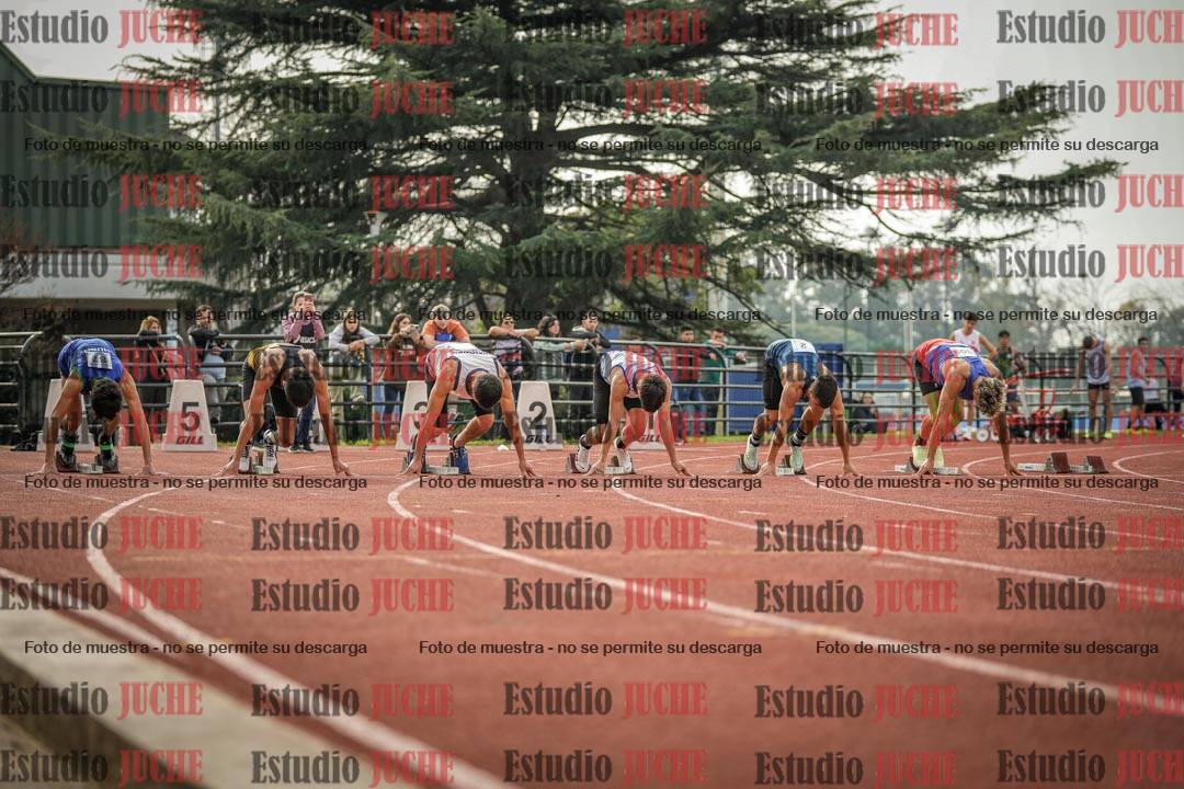 Fotos de los 100 m llanos de varones