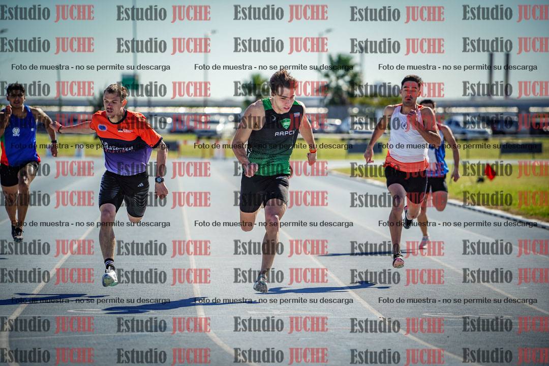 Fotos de los 200 m llanos de varones