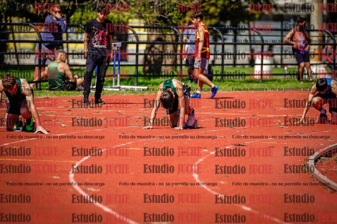 Fotos de los 200 m llanos de varones