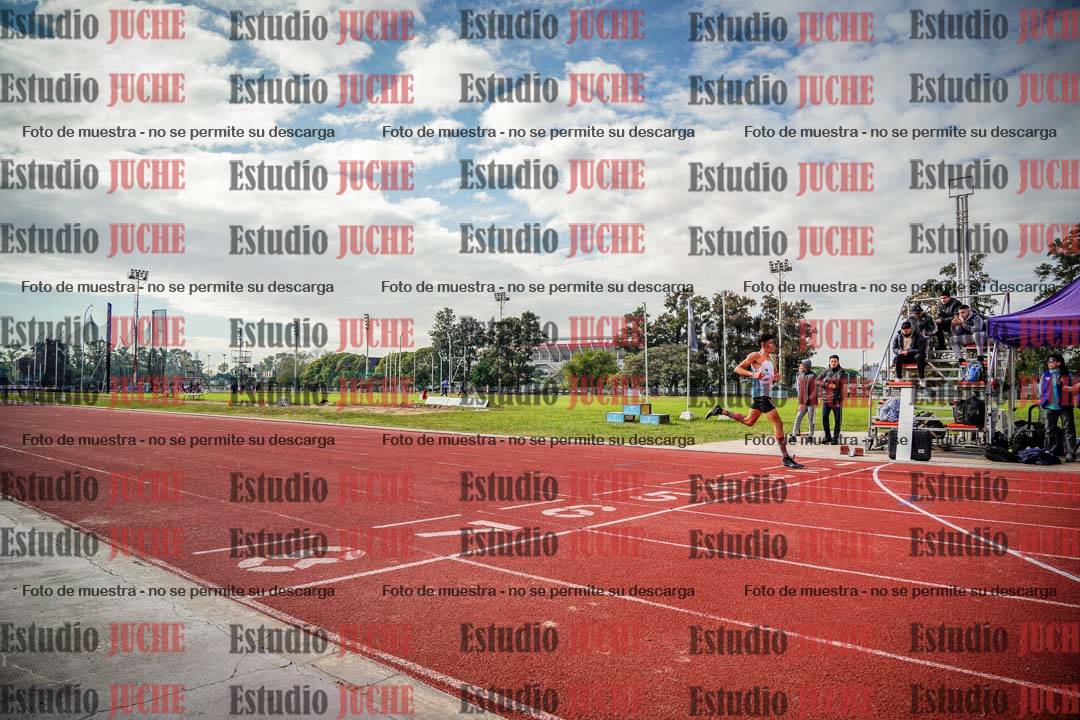 Fotos de los 400 m con vallas de varones