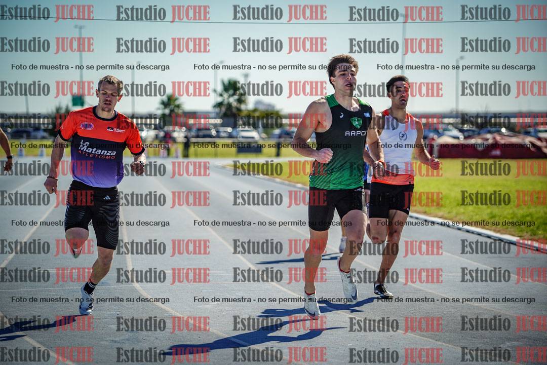 Fotos de los 200 m llanos de varones
