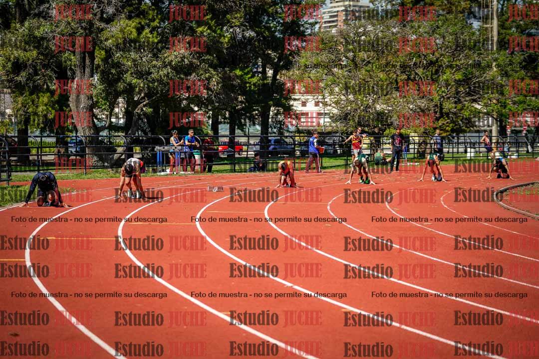Fotos de los 200 m llanos de varones