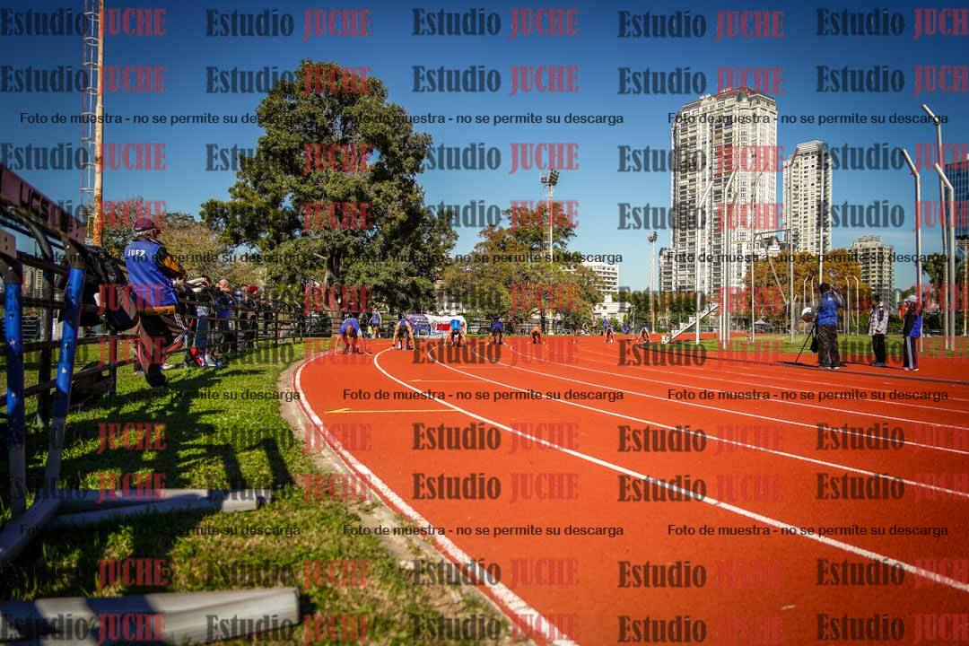 Fotos de los 200 m llanos de varones