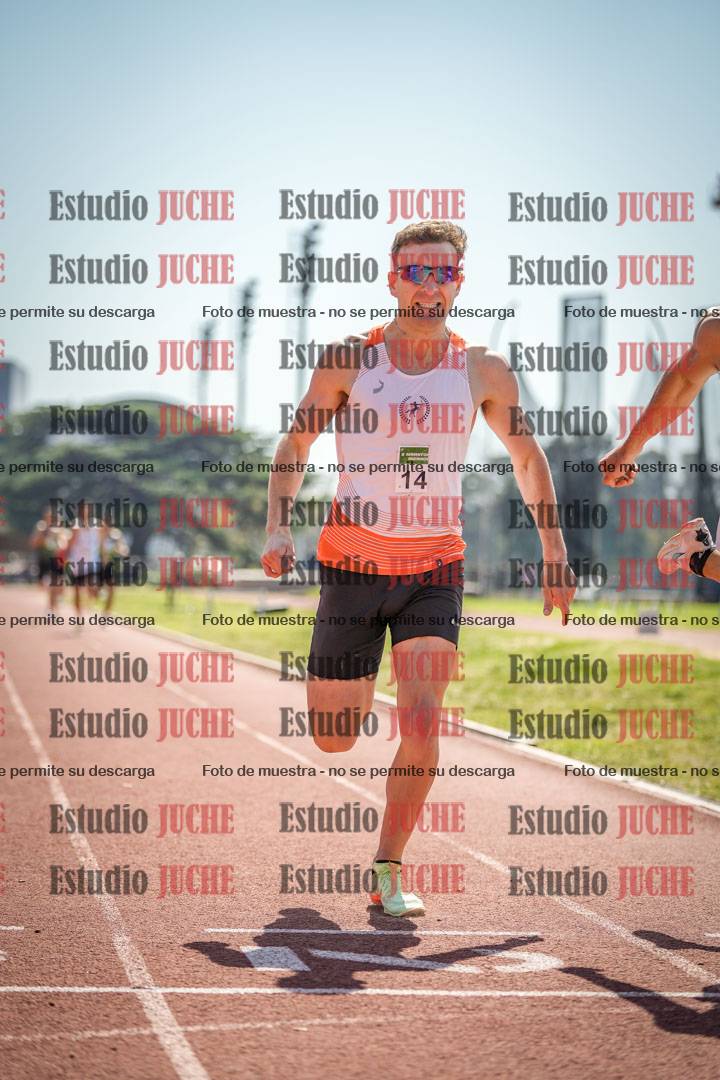 Fotos de los 800 m llanos de varones