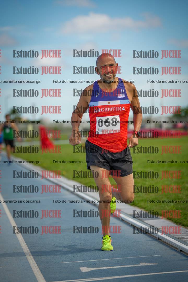 Fotos de los 1000 m llanos de varones