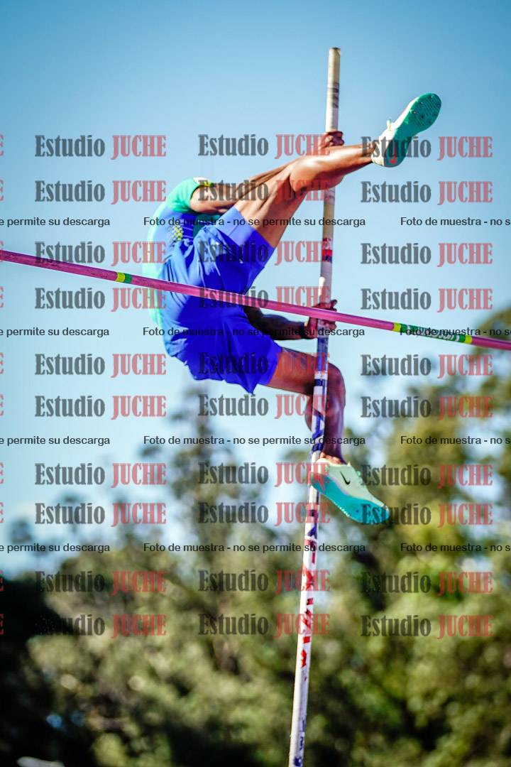 Fotos del salto con garrocha de varones - deca 8