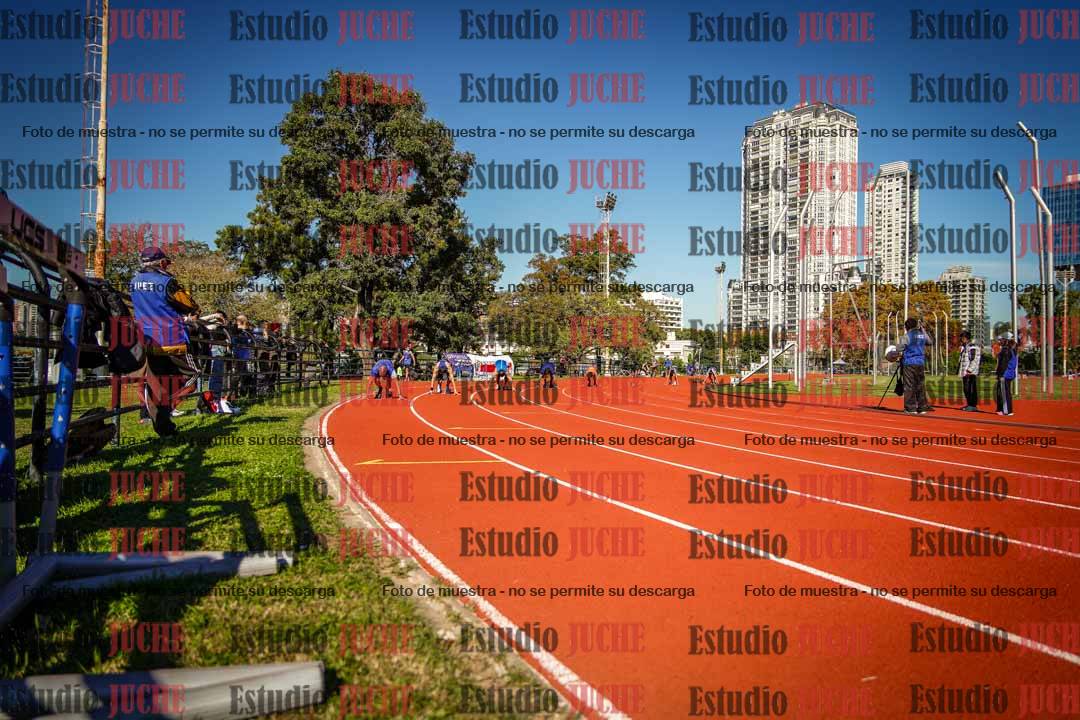 Fotos de los 200 m llanos de varones