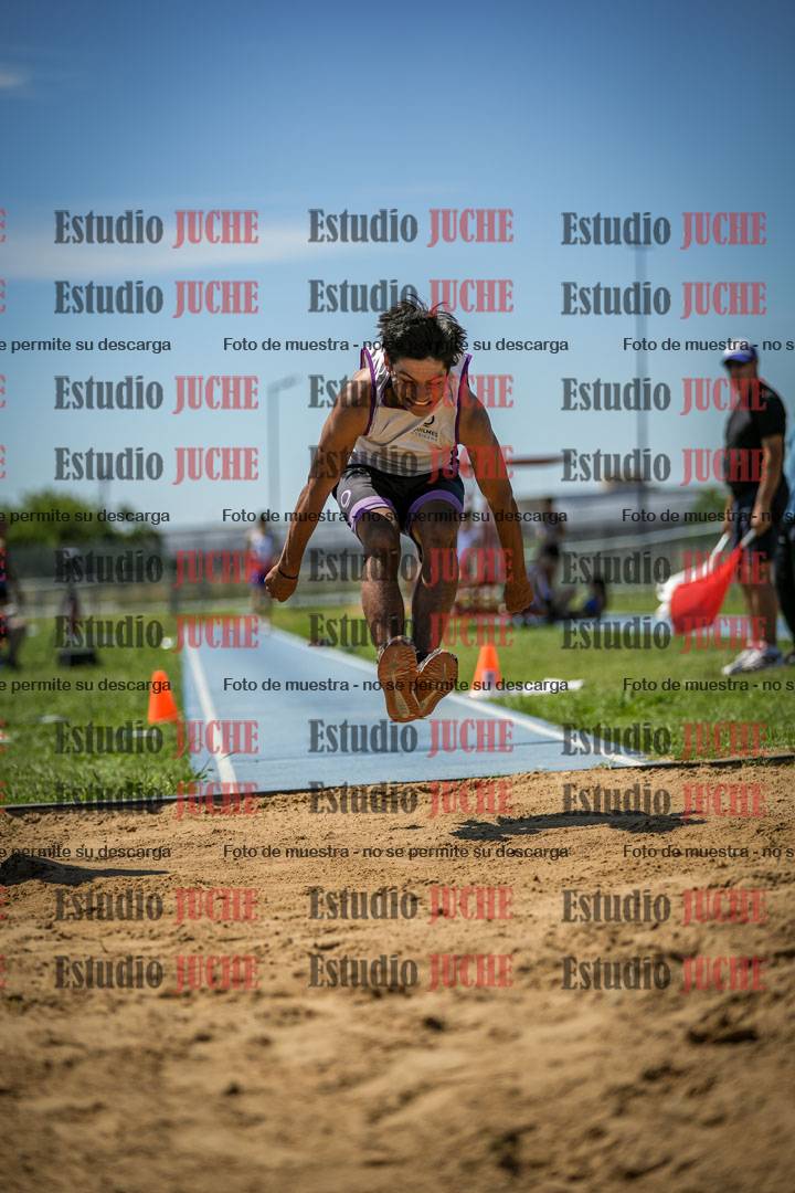 Fotos del salto triple de varones y mujeres - todas las tablas