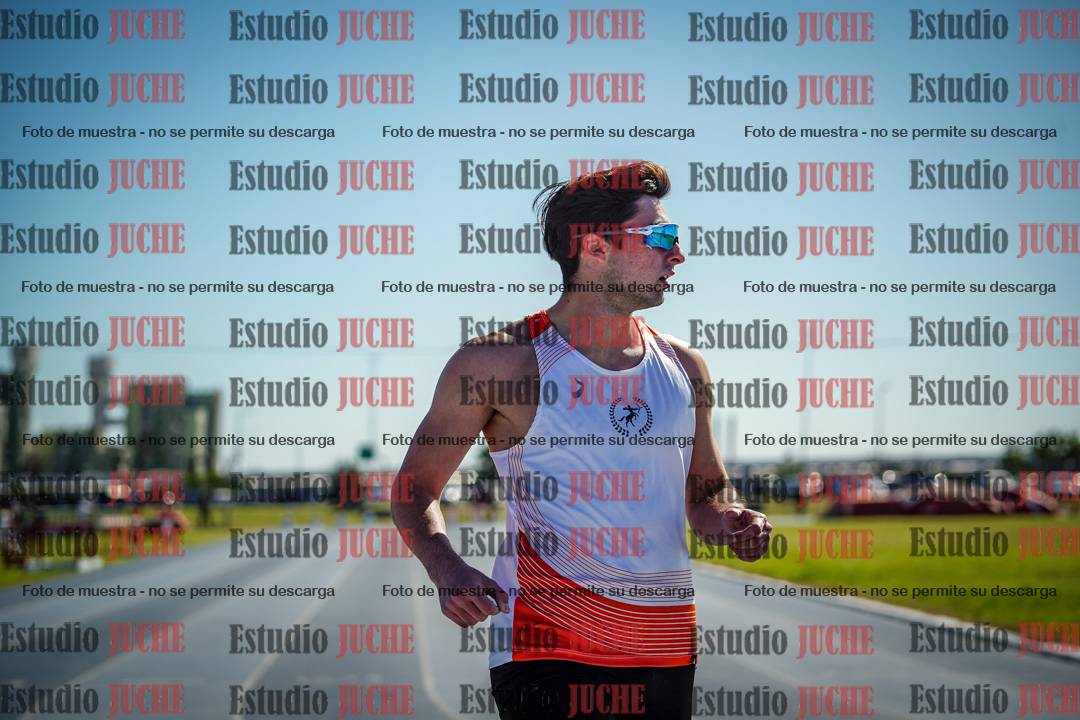 Fotos de los 200 m llanos de varones