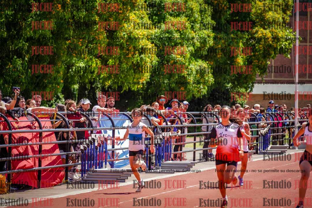 Fotos de los 80 m llanos de mujeres