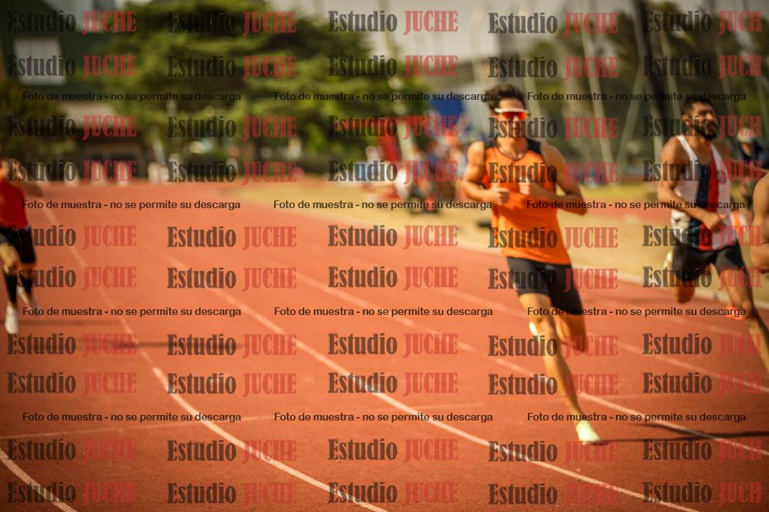 Fotos de los 400 m llanos de varones