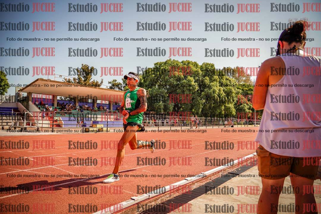 Fotos de los 3000 m llanos de varones