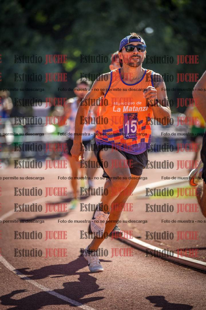 Fotos de los 800 m llanos de varones