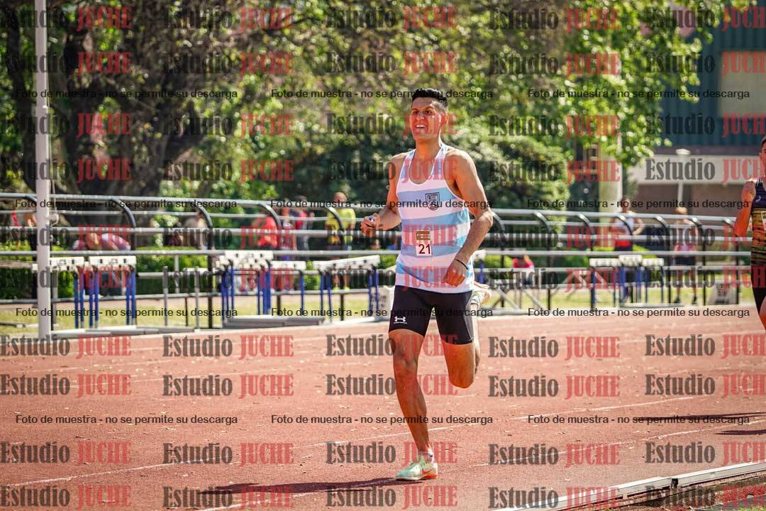 Fotos de los 800 m llanos de varones