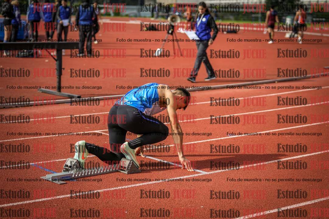 Fotos de los 400 m con vallas de varones